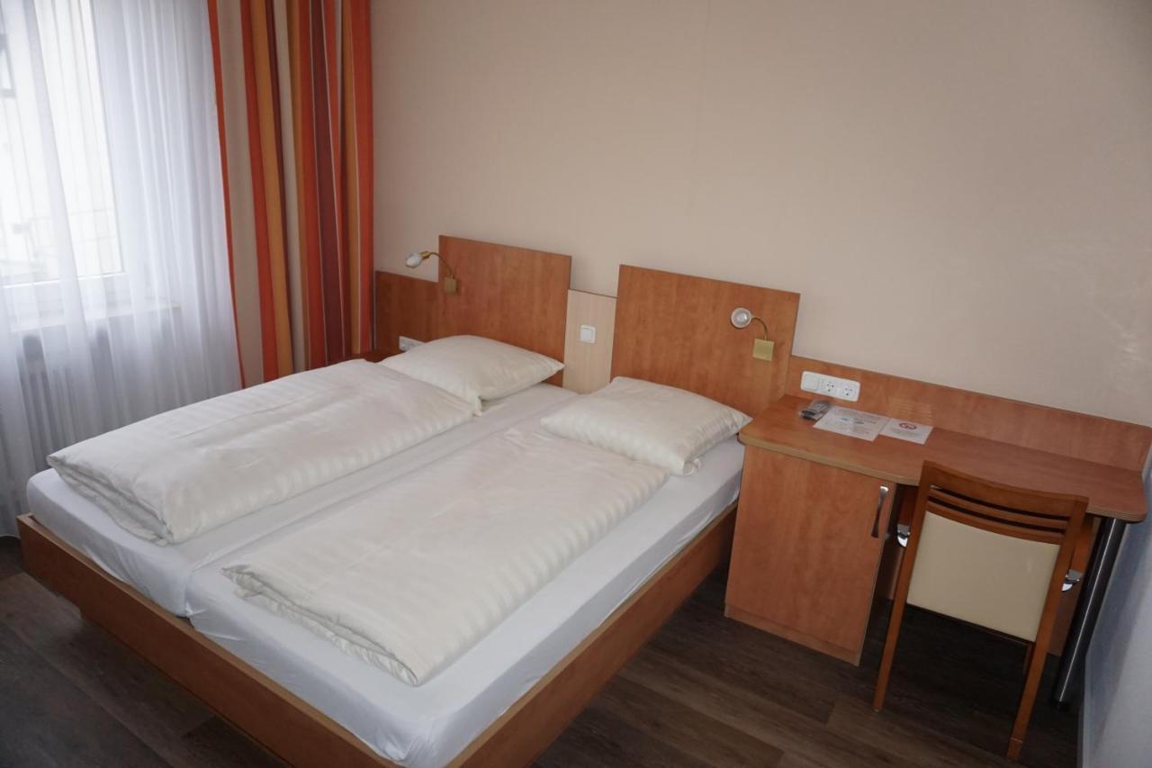 Hotel Ruthmann-Rheinblick Garni à Oestrich-Winkel Extérieur photo
