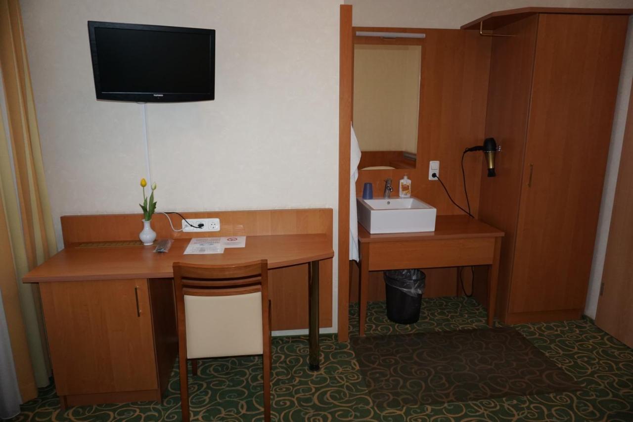 Hotel Ruthmann-Rheinblick Garni à Oestrich-Winkel Extérieur photo
