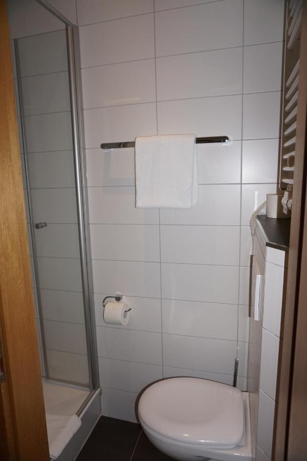 Hotel Ruthmann-Rheinblick Garni à Oestrich-Winkel Extérieur photo