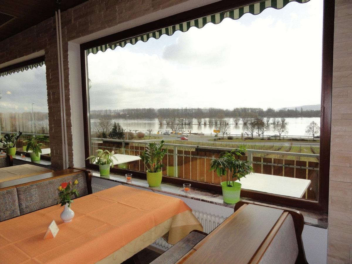 Hotel Ruthmann-Rheinblick Garni à Oestrich-Winkel Extérieur photo