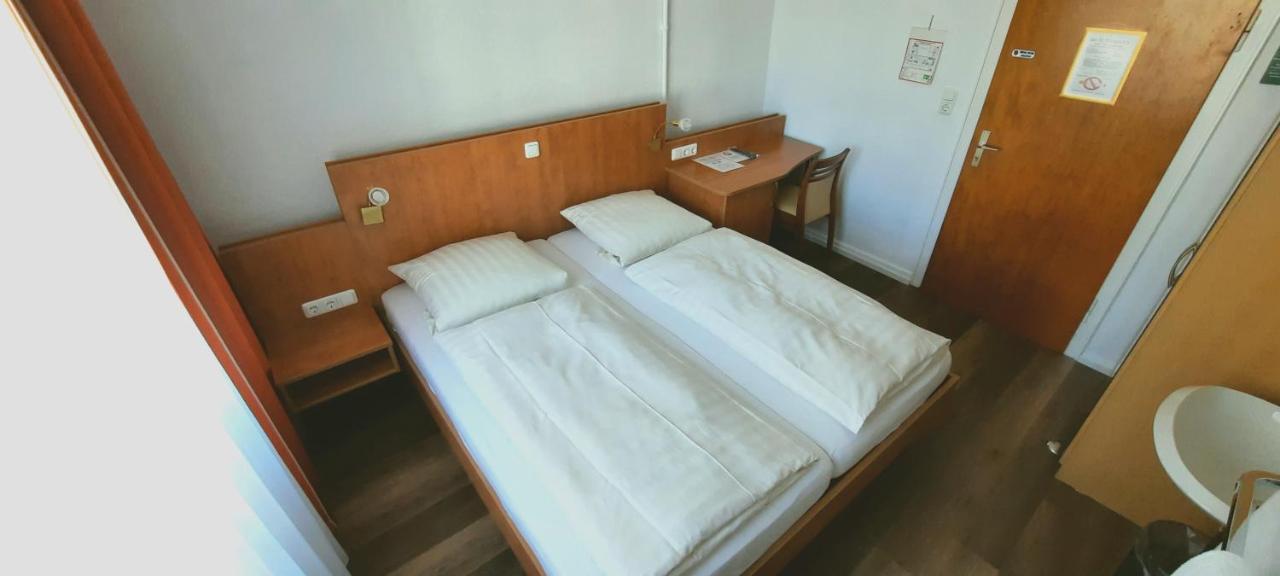 Hotel Ruthmann-Rheinblick Garni à Oestrich-Winkel Extérieur photo