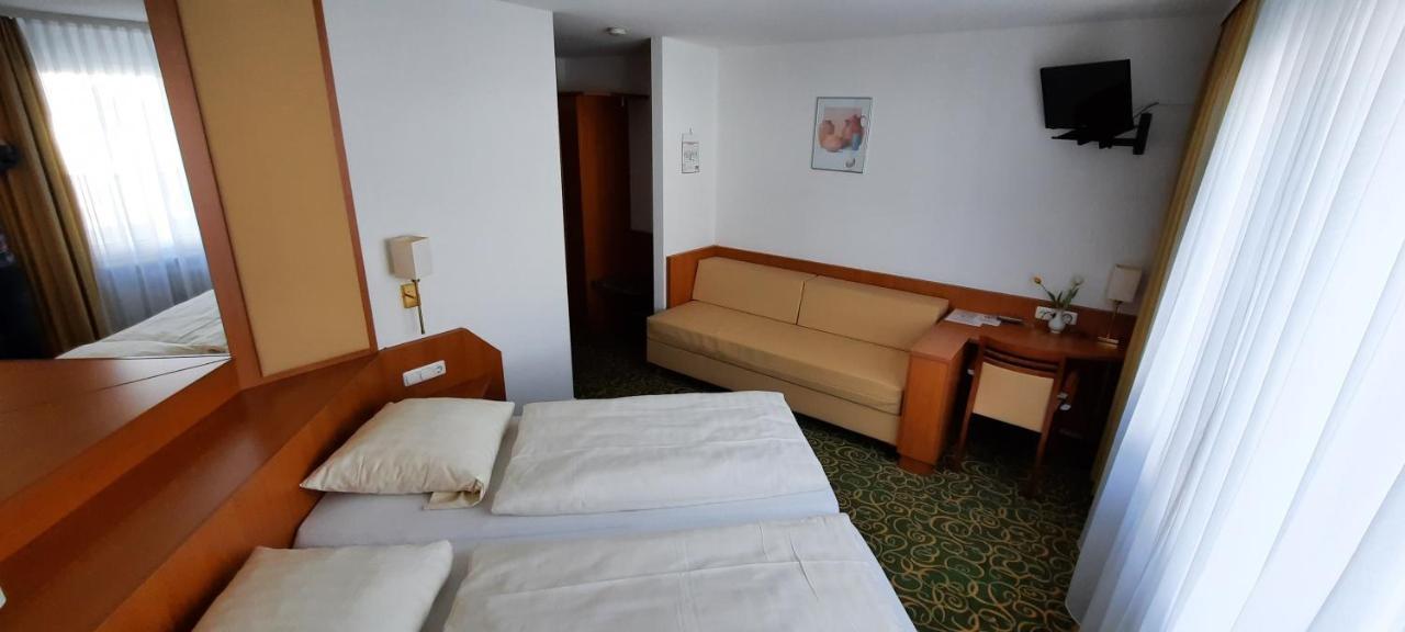 Hotel Ruthmann-Rheinblick Garni à Oestrich-Winkel Extérieur photo