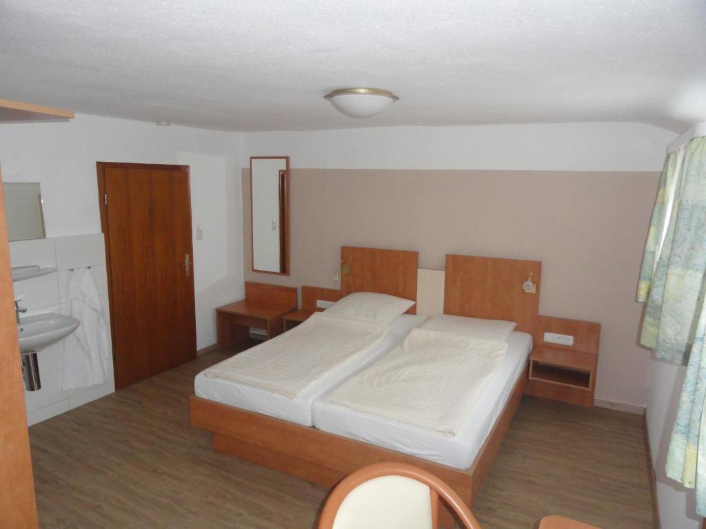 Hotel Ruthmann-Rheinblick Garni à Oestrich-Winkel Chambre photo