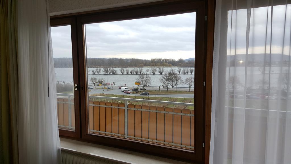 Hotel Ruthmann-Rheinblick Garni à Oestrich-Winkel Extérieur photo