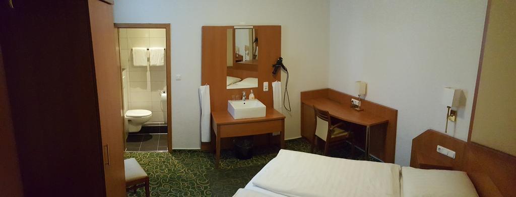 Hotel Ruthmann-Rheinblick Garni à Oestrich-Winkel Extérieur photo